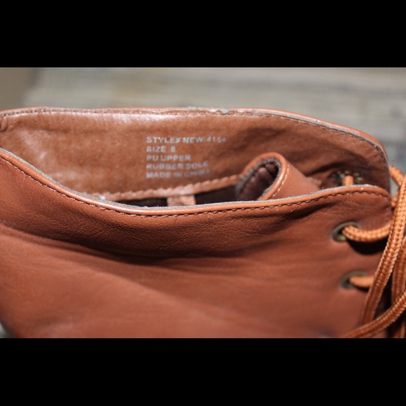 Tan Wedge Platform Booties NWOT - Picture 3 of 4